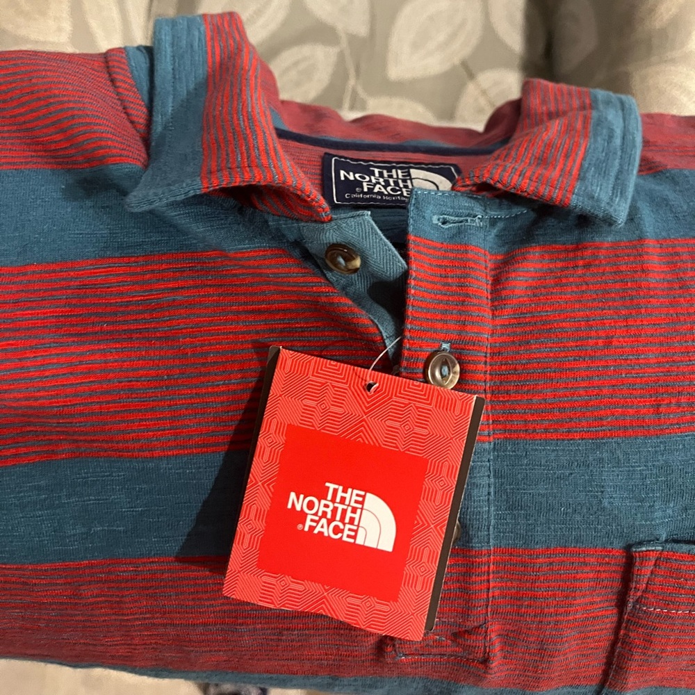 Mens North Face XL short sleeve polo
